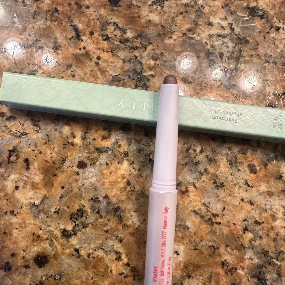 Mally evercolor eyeshadow stick